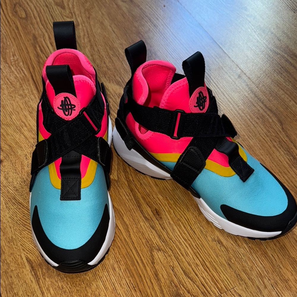 Nike Air Huarache City